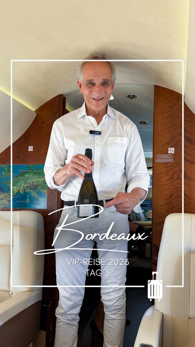 VIP Reise Bordeaux Tag 3 🍷
Zum Abschluss unserer Reise ging es zum Marché des Capucins. Das Schlaraffenland für Hobby- und Profiköche. Frische Produkte, französische Spezialitäten und genau die Art von Genuss, die Bordeaux auch außerhalb der berühmten Weingüter so besonders macht.
Danach folgte ein letztes gemeinsames Mittagessen in der Brasserie 1925 bei Pierre, bevor es zurück in Richtung Heimat ging.
Drei Tage Bordeaux mit einer großartigen Truppe, besonderen Begegnungen und unzähligen Eindrücken liegen hinter uns. Natürlich durfte auf dem Heimflug am Alpenkamm ein Glas Vilmart Champagner mit Kuchen nicht fehlen.
Bordeaux, wir kommen wieder!
@champagnevilmart
#bordeaux #marchedescapucins #champagner #vilmart #finewine wineculture