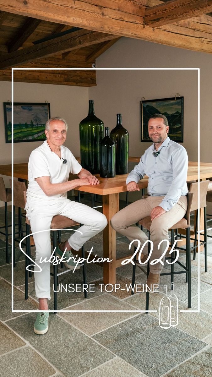 Unsere Top-Weine des Bordeaux Primeur Jahrgangs 2025 🍷
Im Video zeigen wir acht Châteaux, die für uns zu den absoluten Höhepunkten des Jahrgangs zählen:
• Château Ausone
• Château Figeac
• Château La Conseillante
• Petrus
• Château Montrose
• Château Les Carmes Haut-Brion
• Château Haut-Brion
• Château Lafite Rothschild
Große Namen, außergewöhnliche Qualität und Weine, die den Charakter des Jahrgangs 2025 auf höchstem Niveau zeigen.
Mehr spannende Weine des Jahrgangs 2025 findest du auf subskription-bordeaux.de.
Du hast Fragen zu den Weinen, Formaten oder deiner Auswahl? Schreib uns gerne eine DM, wir beraten dich persönlich.
@chateau_ausone_officiel @chateau_figeac @laconseillante @chateau_montrose @chateau_lescarmeshautbrion @chateauhautbrion_ @chateaulafiterothschild
#UngerWeine #BordeauxPrimeur #Bordeaux2025 #Subskription #BordeauxWein